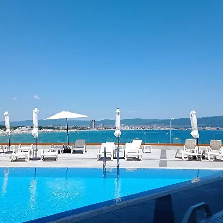 Paradiso 'в' 109 Large Cozy Apartman