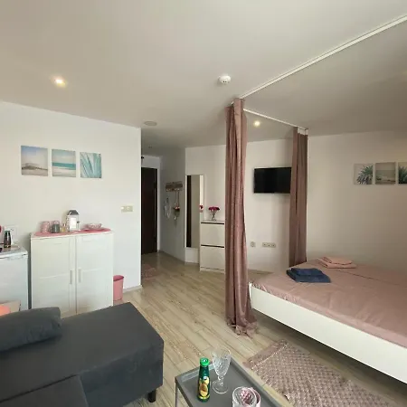 Paradiso 'в' 109 Large Cozy Nesebar