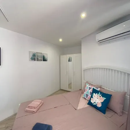 Διαμέρισμα Paradiso 'в' 109 Large Cozy