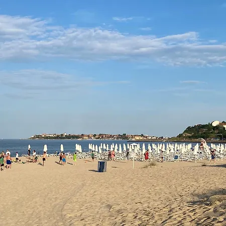 Paradiso 'в' 109 Large Cozy Апартамент Несебър