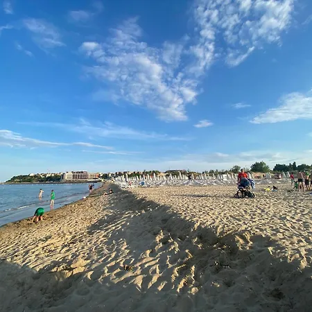 Paradiso 'в' 109 Large Cozy Апартамент