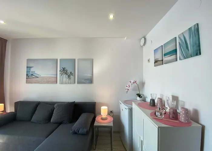 Paradiso 'в' 109 Large Cozy Nesebar