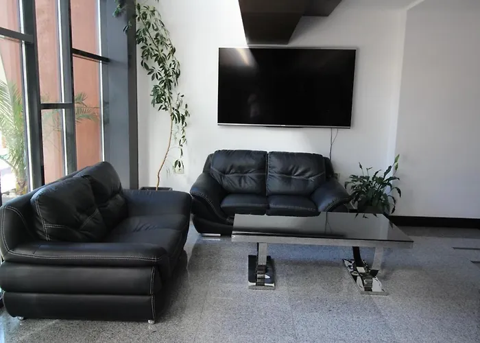 Paradiso 'в' 109 Large Cozy Appartamento *